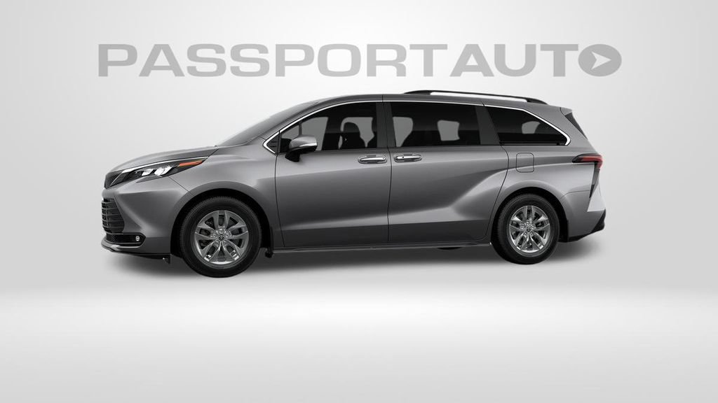 New 2026 Toyota Sienna XLE AWD/4WD image 3