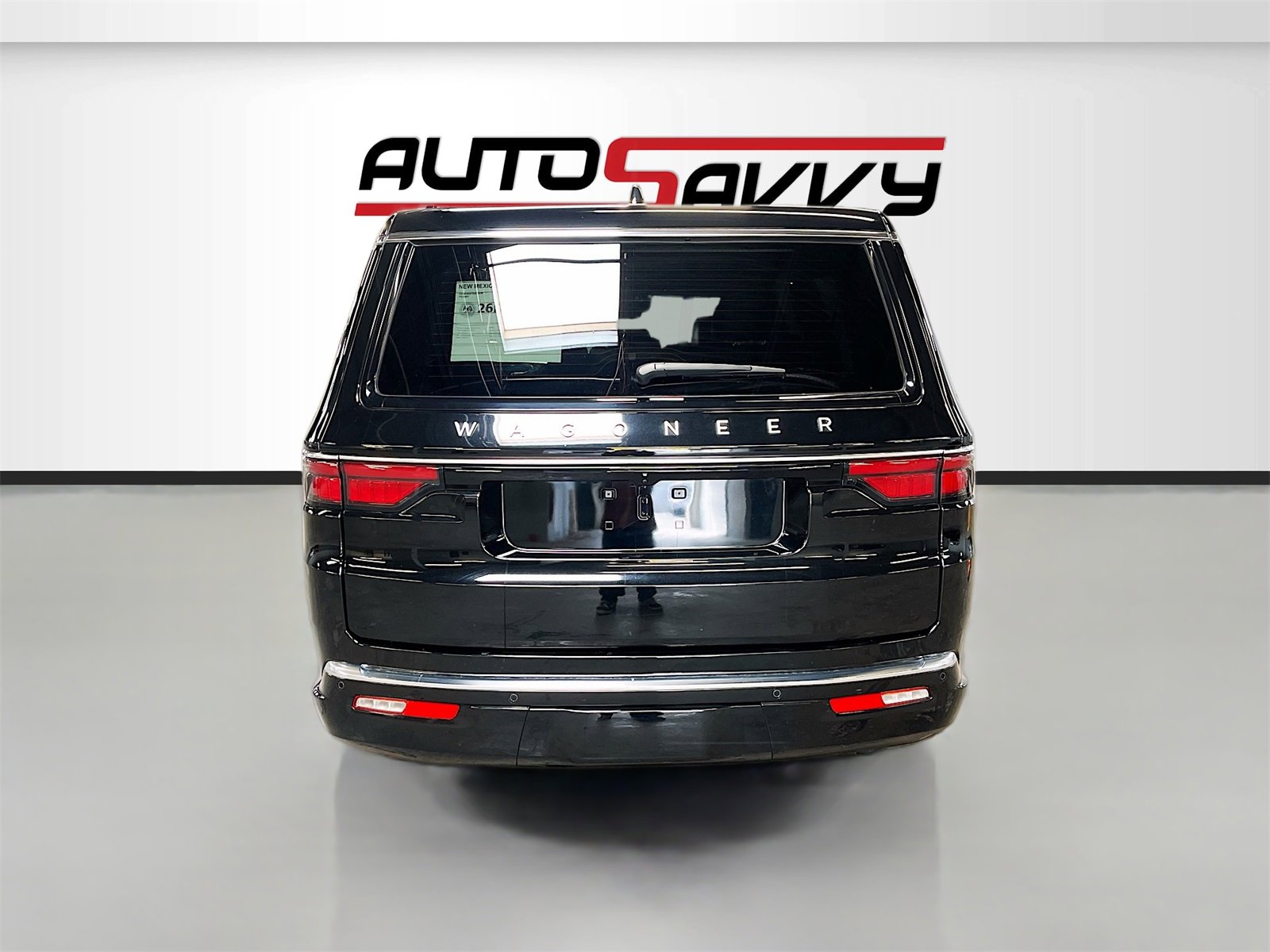 Used 2024 Jeep Wagoneer L 4WD image 6