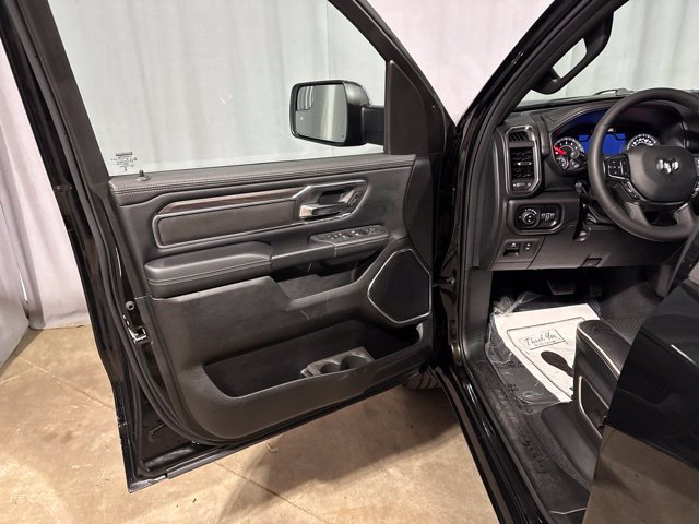 Used 2026 RAM 1500 Laramie AWD/4WD image 2