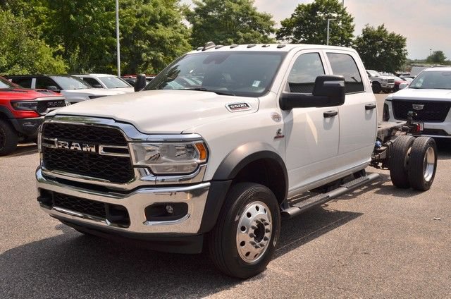 Used 2024 RAM 5500 Tradesman w/ Safety Group AWD/4WD image 4