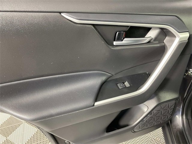 Used 2023 Toyota RAV4 XLE image 28