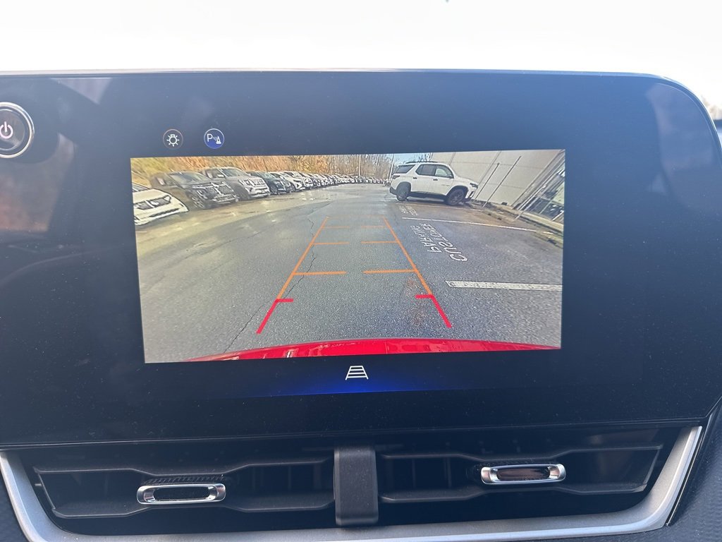 Used 2025 Chevrolet Equinox LT image 17