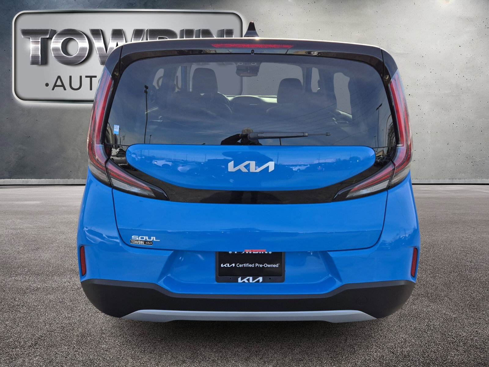 Certified 2025 Kia Soul EX image 6