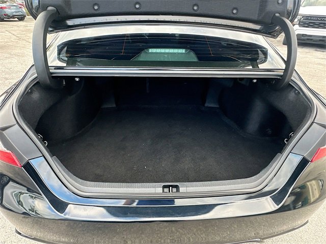 Used 2018 Toyota Camry SE image 25