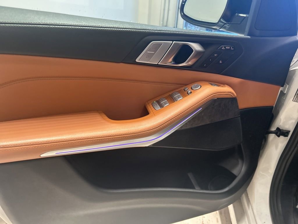 Used 2019 BMW X7 xDrive40i image 3