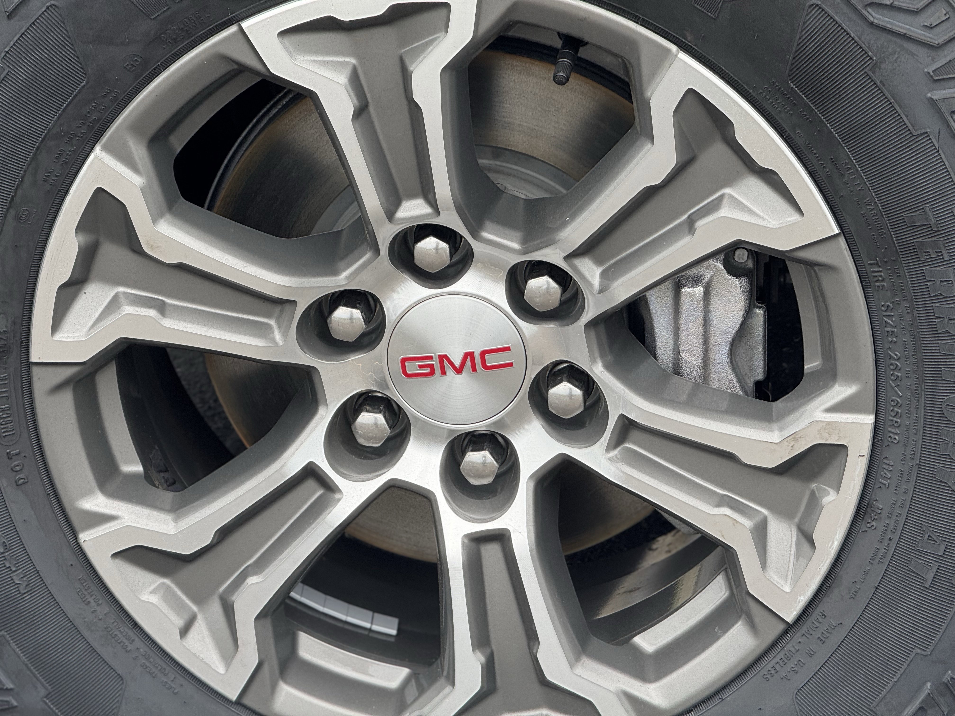Used 2025 GMC Sierra 1500 SLT AWD/4WD image 8