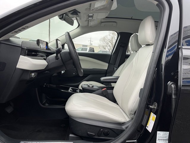 Used 2022 Ford Mustang Mach-E Premium image 25