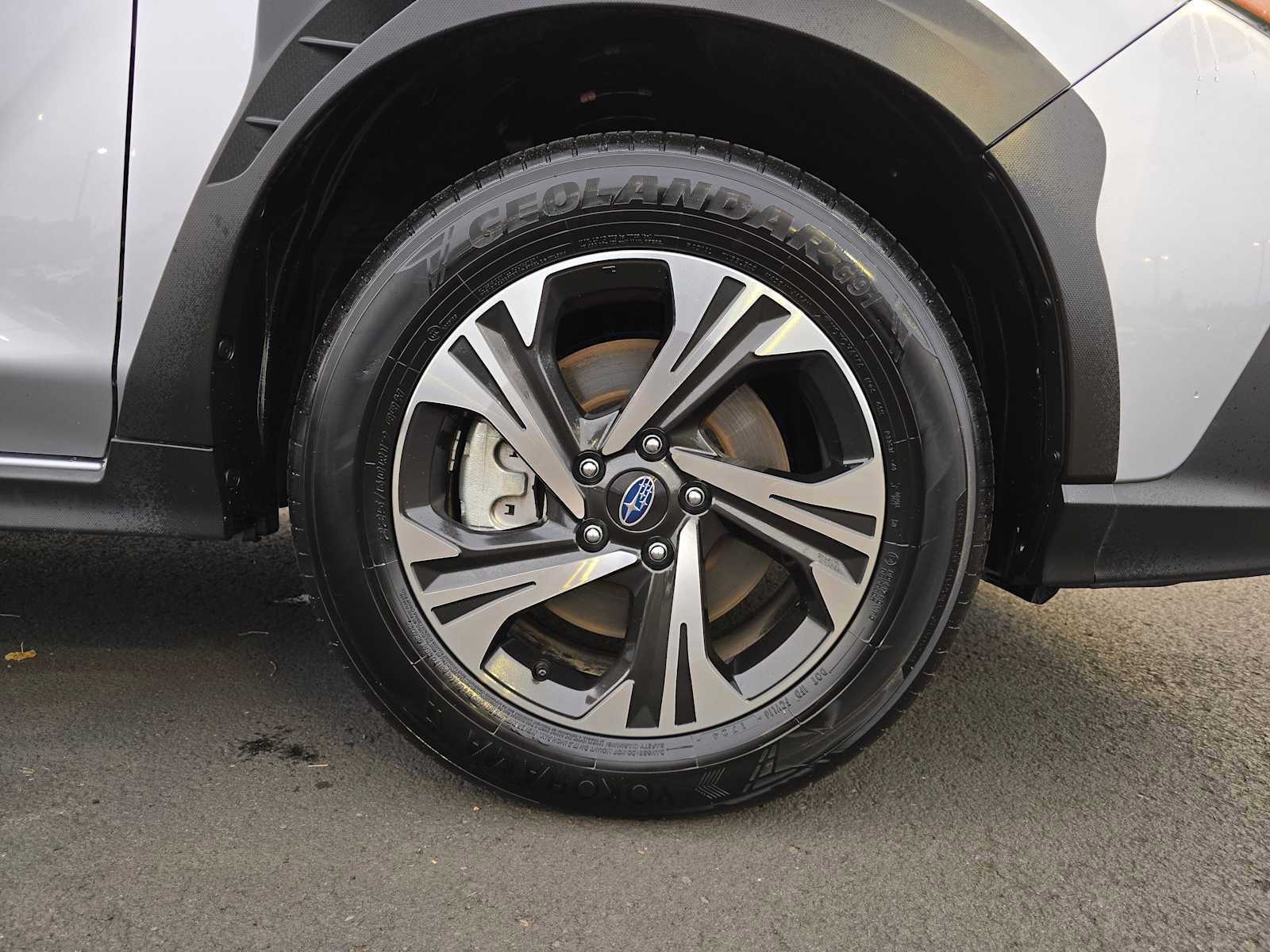 Used 2024 Subaru Crosstrek 2.0i Premium image 9