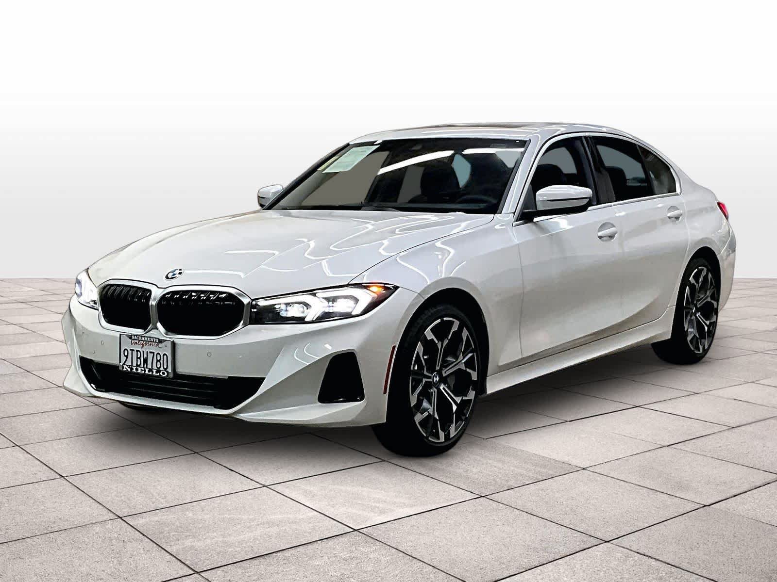 Used 2025 BMW 330i Sedan w/ Convenience Package RWD video 1