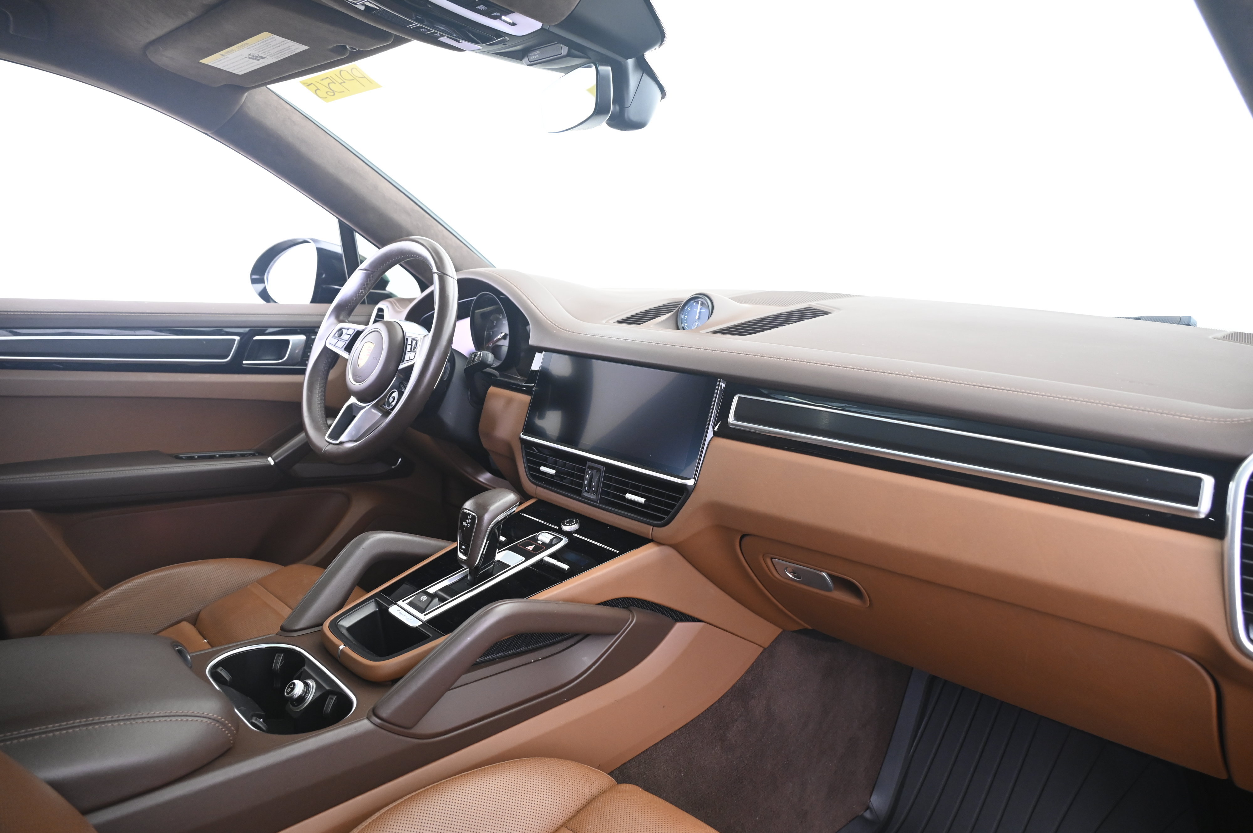 Certified 2023 Porsche Cayenne GTS AWD/4WD image 22