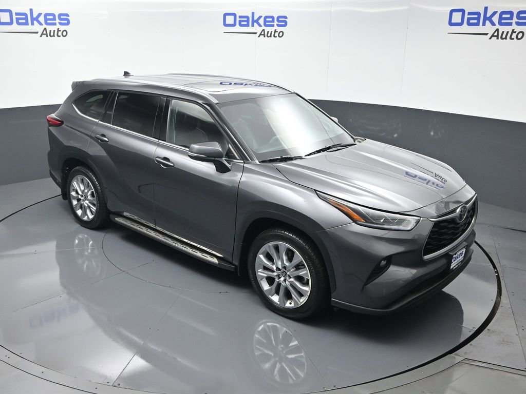 Used 2022 Toyota Highlander Limited image 52