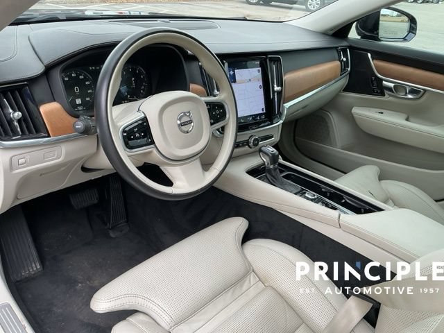 Used 2019 Volvo V90 T5 Inscription w/ Protection Package Premier FWD image 27