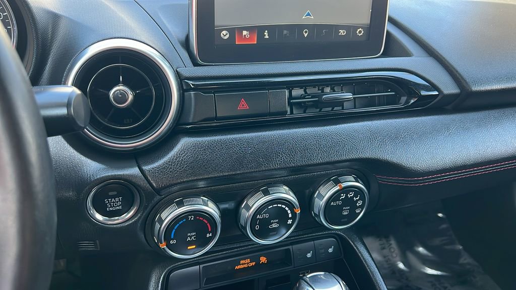 Used 2017 MAZDA MX-5 Miata Grand Touring image 17