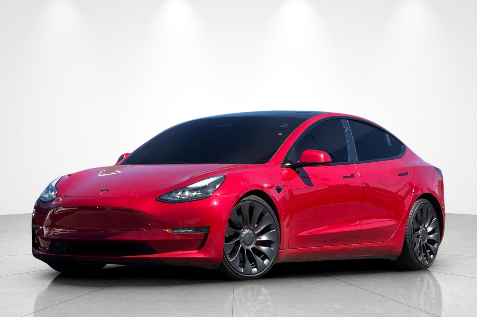 Used 2021 Tesla Model 3 Performance image 1