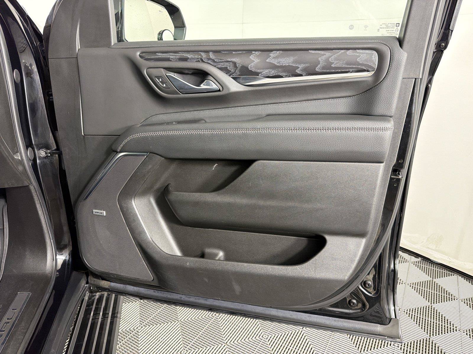 Certified 2023 GMC Yukon Denali AWD/4WD image 13