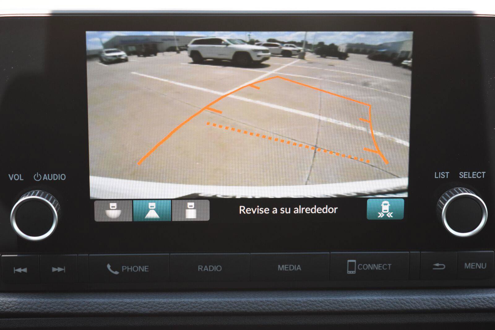 Used 2025 Honda CR-V EX image 5