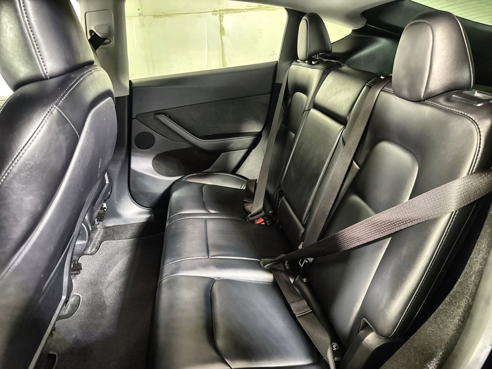 Used 2024 Tesla Model Y Long Range image 25