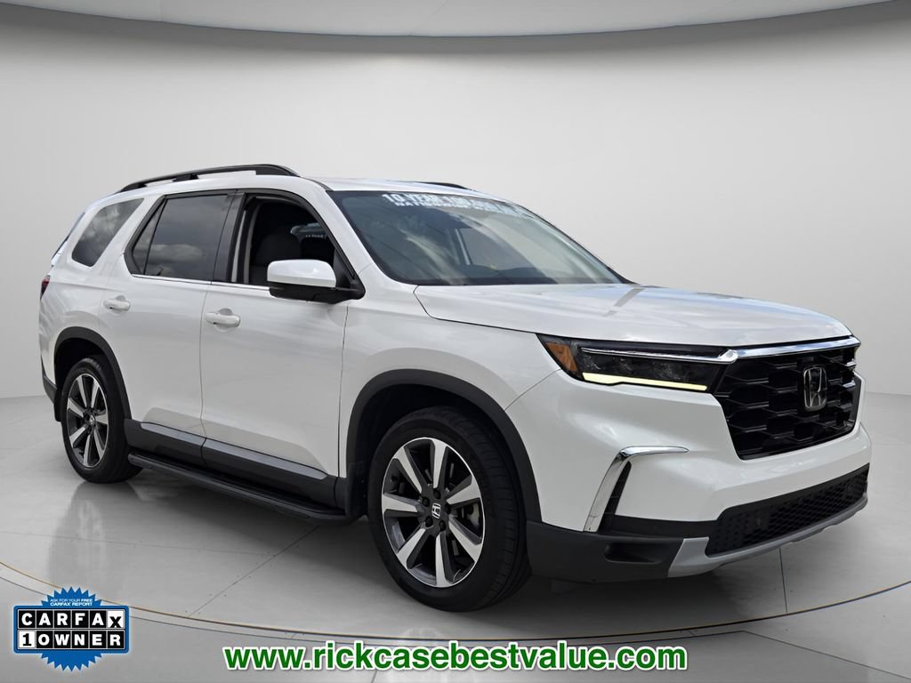 Used 2024 Honda Pilot Touring image 9