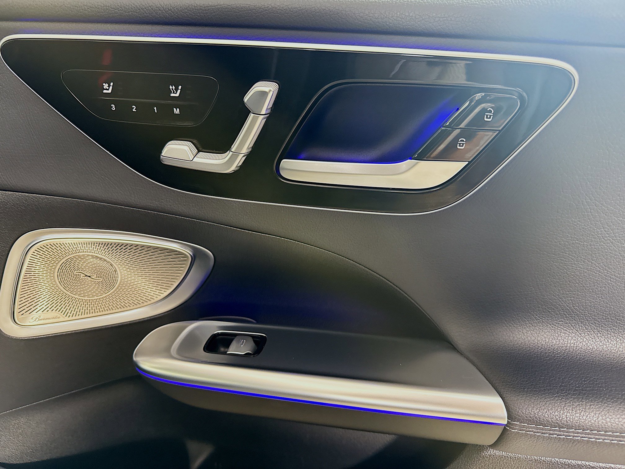 Used 2022 Mercedes-Benz C 300 C 300 w/ Pinnacle Trim Package image 31