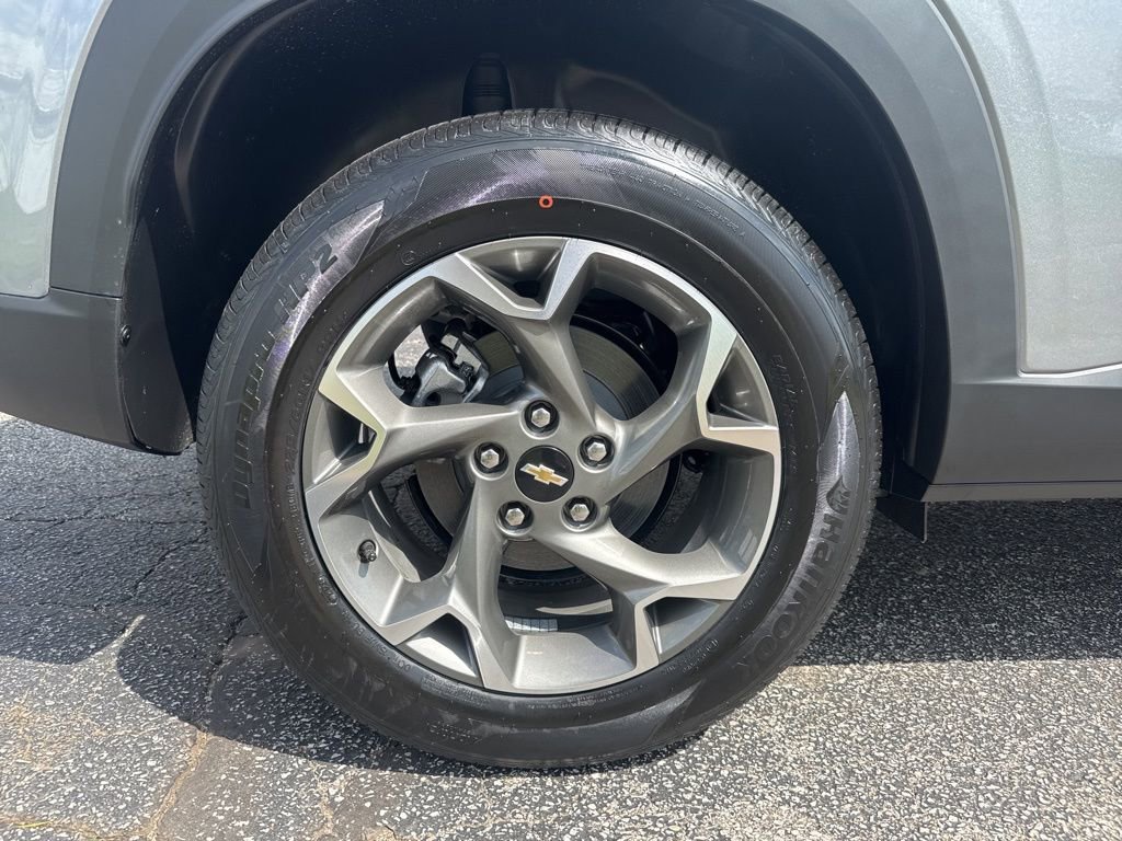 New 2026 Chevrolet Trax LT FWD image 10