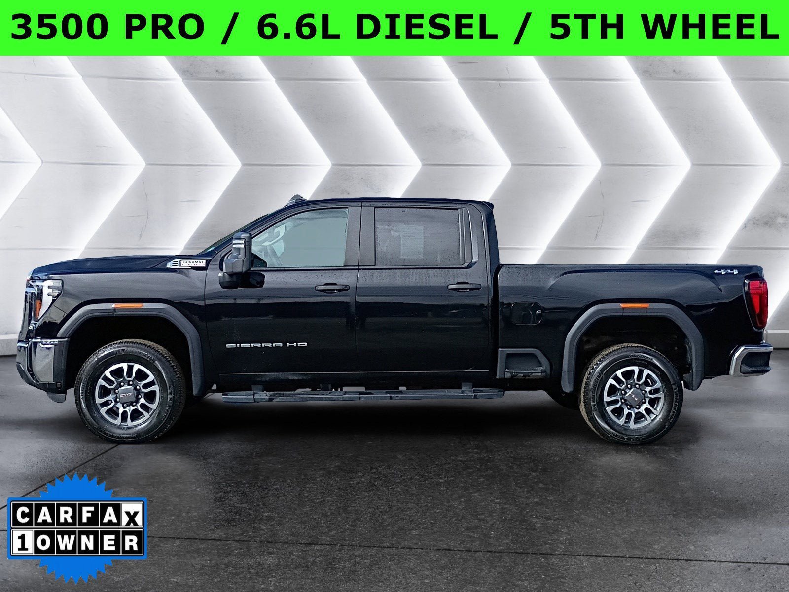 Used 2024 GMC Sierra 3500 Pro image 3
