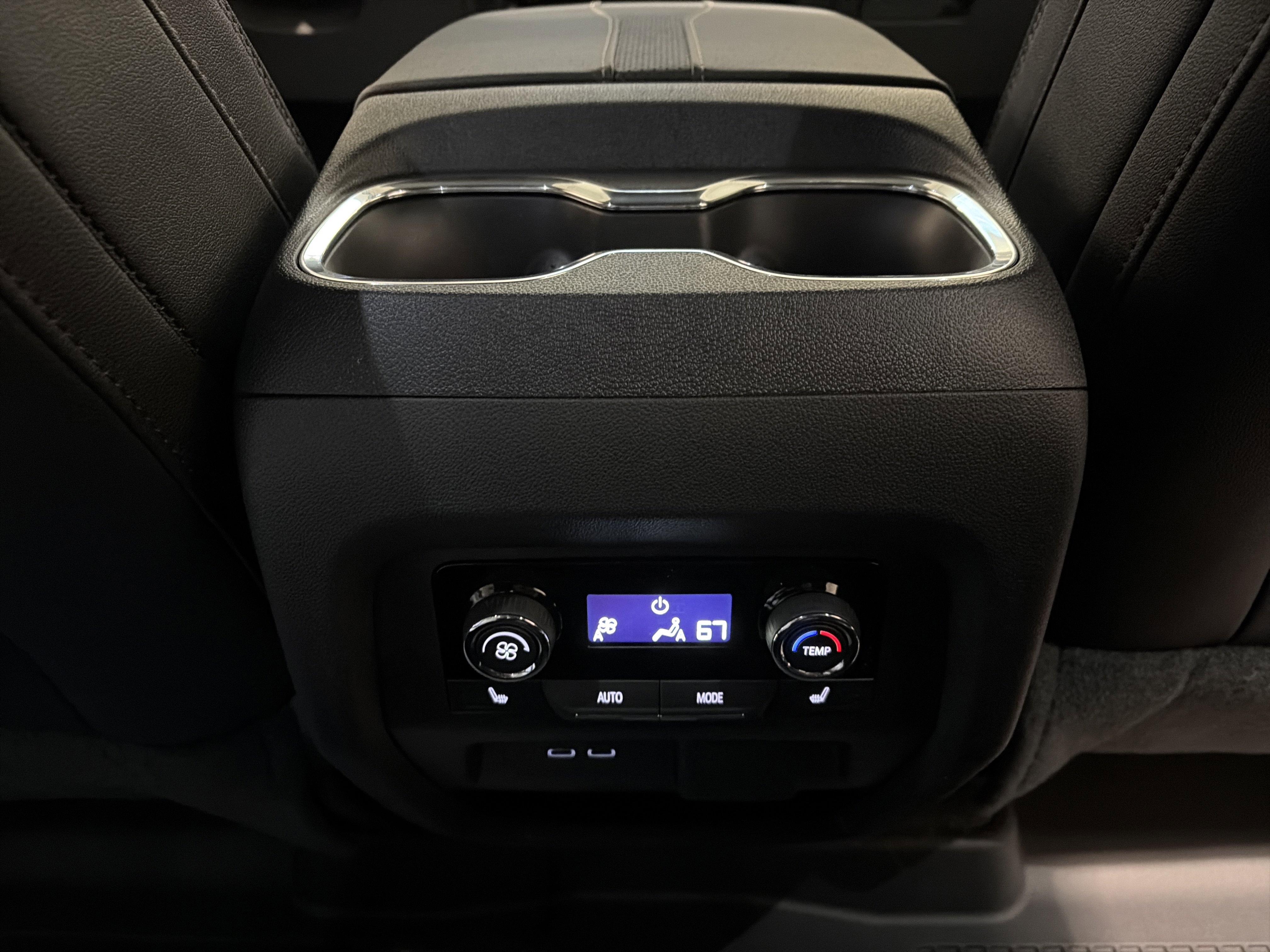 New 2026 Chevrolet Traverse High Country image 14