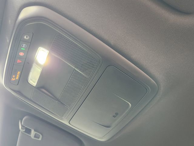 Used 2025 Chevrolet Traverse Z71 AWD/4WD image 25