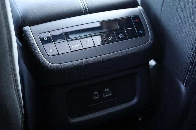 Certified 2025 Nissan Pathfinder SV w/ SV Premium Package FWD image 25