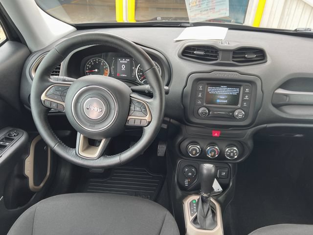 Used 2016 Jeep Renegade 75th Anniversary AWD/4WD image 13