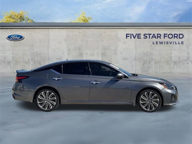 Used 2024 Nissan Altima 2.5 SL image 3