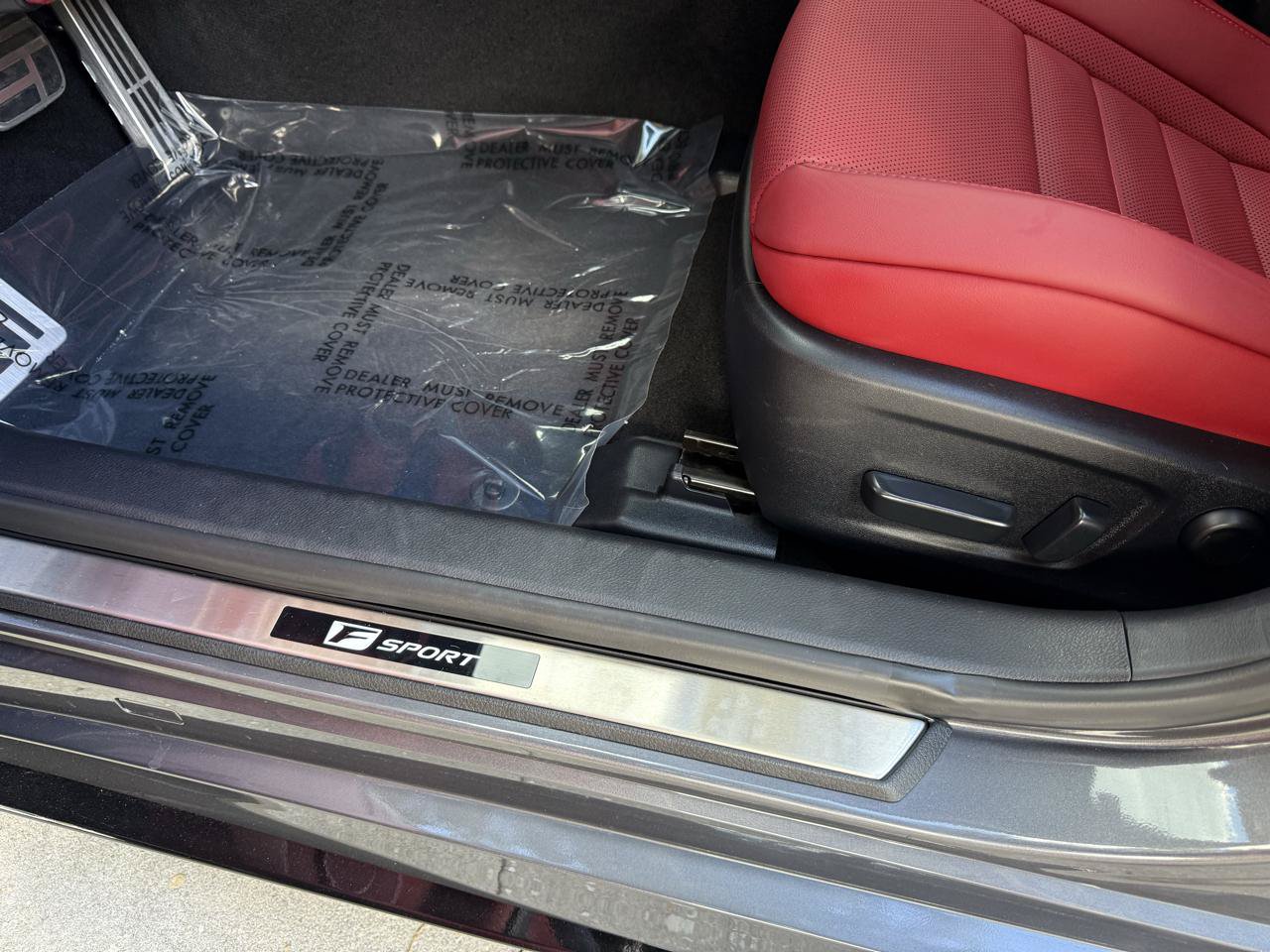 Used 2025 Lexus IS 350 F Sport w/ Navigation Package RWD image 32