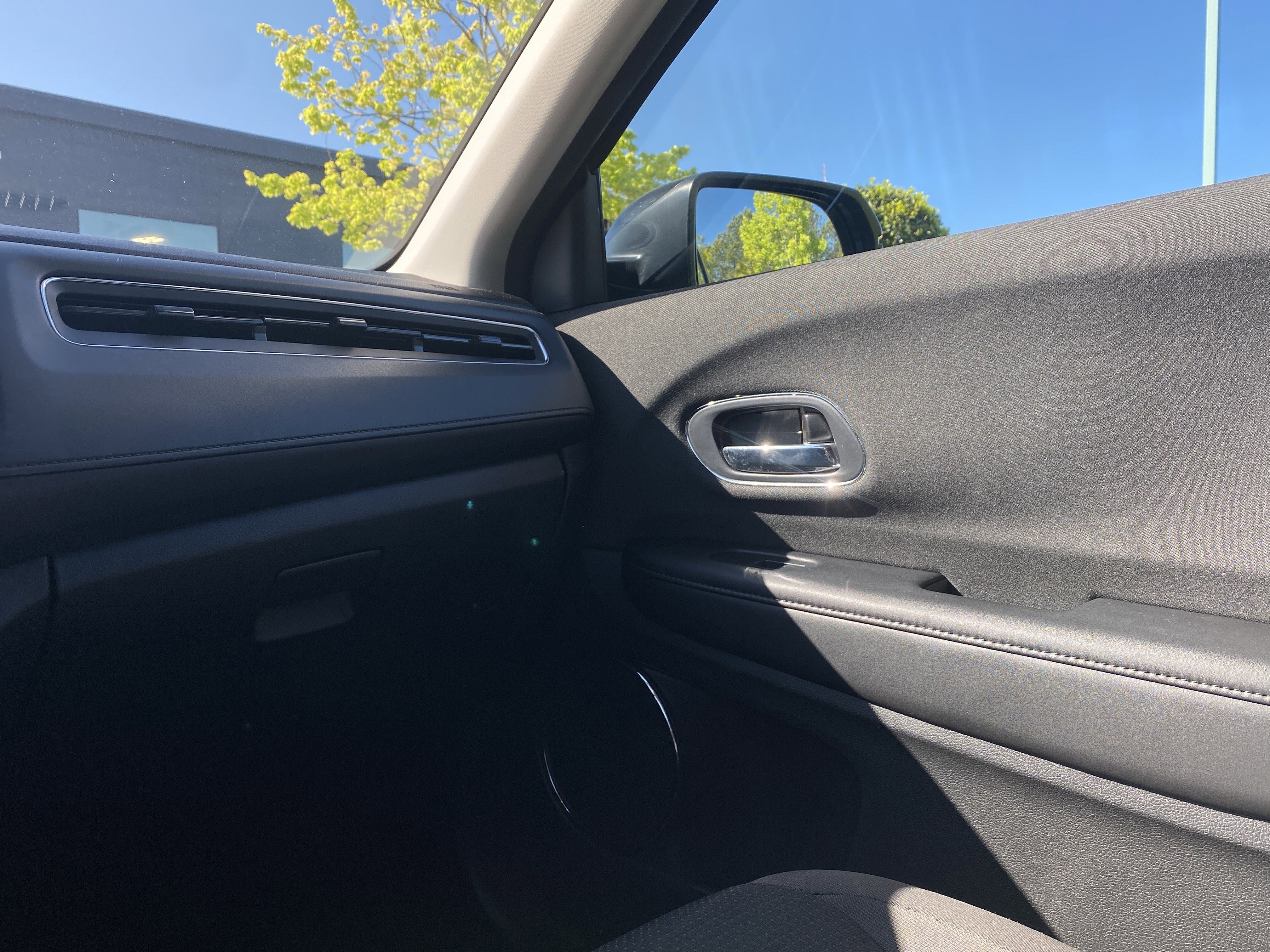 Used 2022 Honda HR-V EX image 18