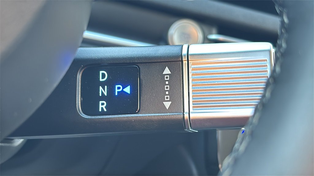 Certified 2025 Hyundai Tucson Limited image 16