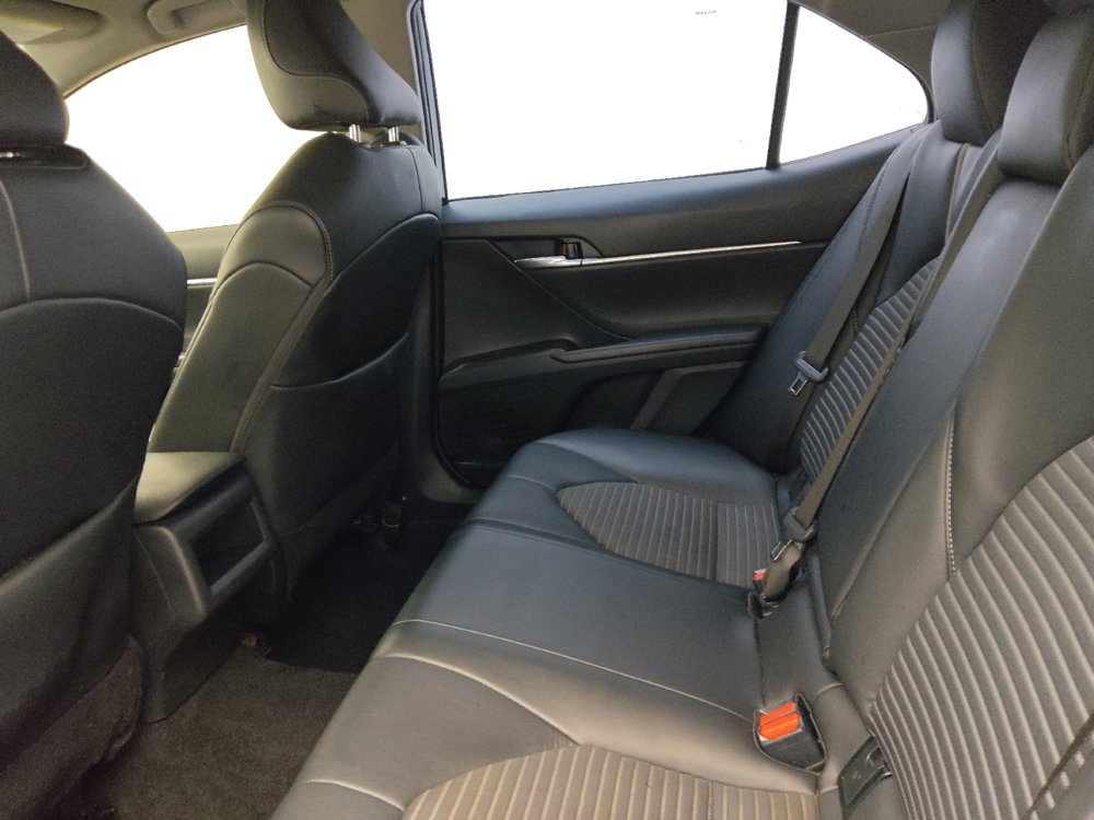 Used 2023 Toyota Camry SE FWD image 18