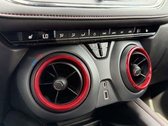 Used 2023 Chevrolet Blazer RS image 29