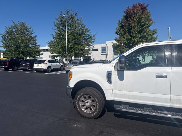 Used 2017 Ford F250 Lariat w/ Chrome Package AWD/4WD image 5