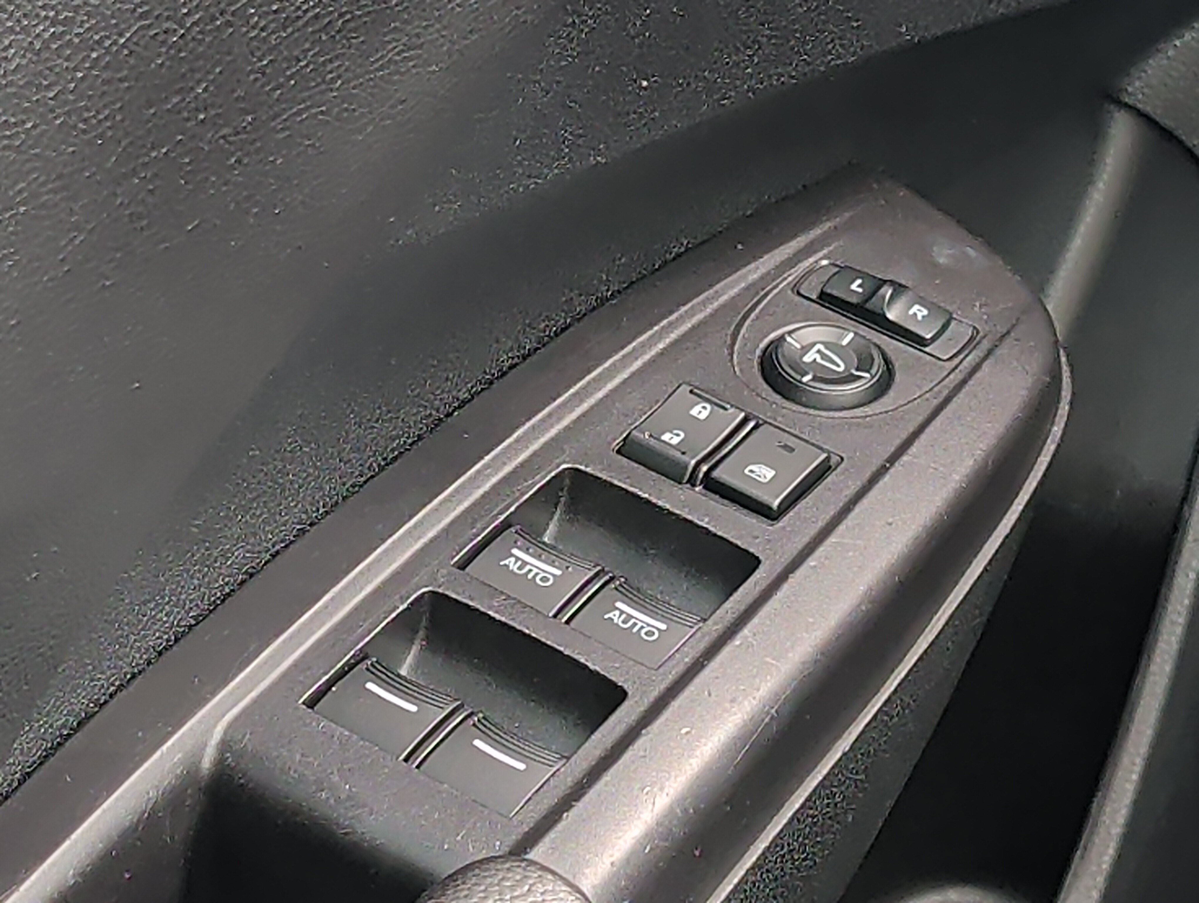 Used 2013 Acura RDX AWD w/ Technology Package image 21