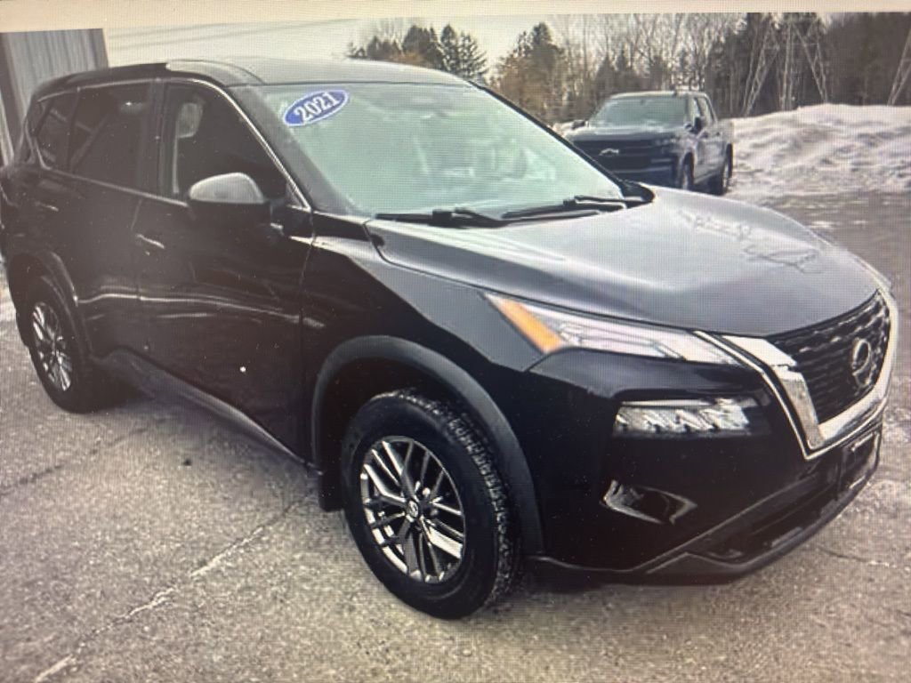 Used 2021 Nissan Rogue S image 1