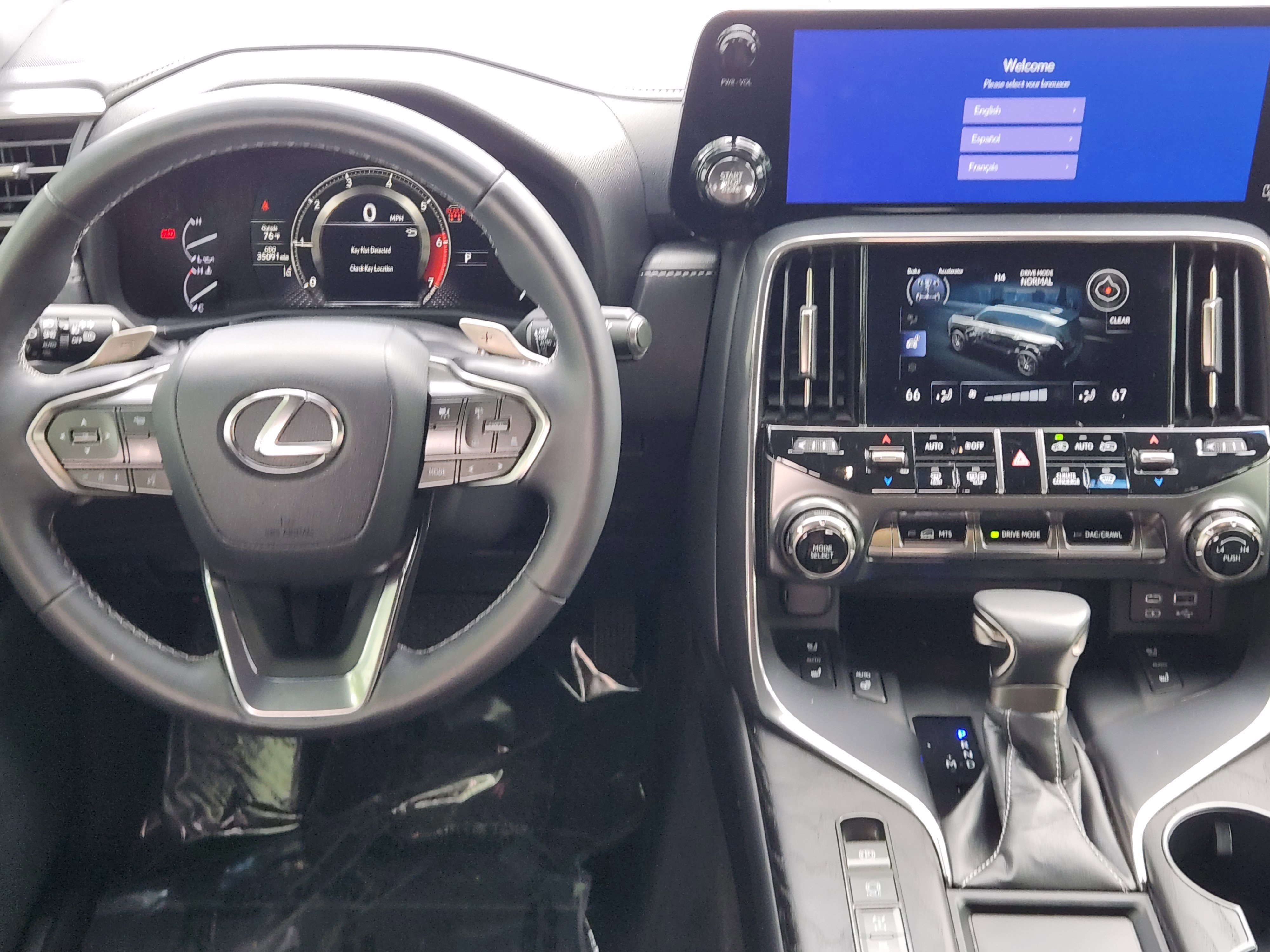 Used 2024 Lexus LX 600 4WD w/ Appearance Package image 23