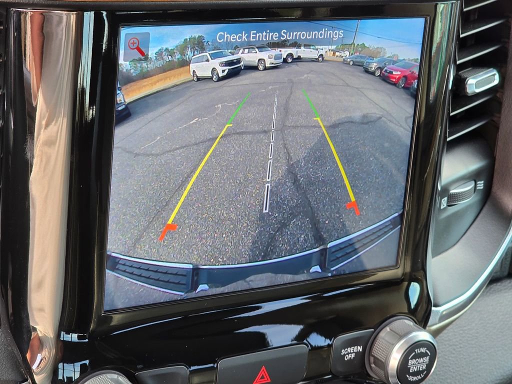 Used 2022 RAM 1500 Laramie AWD/4WD image 5