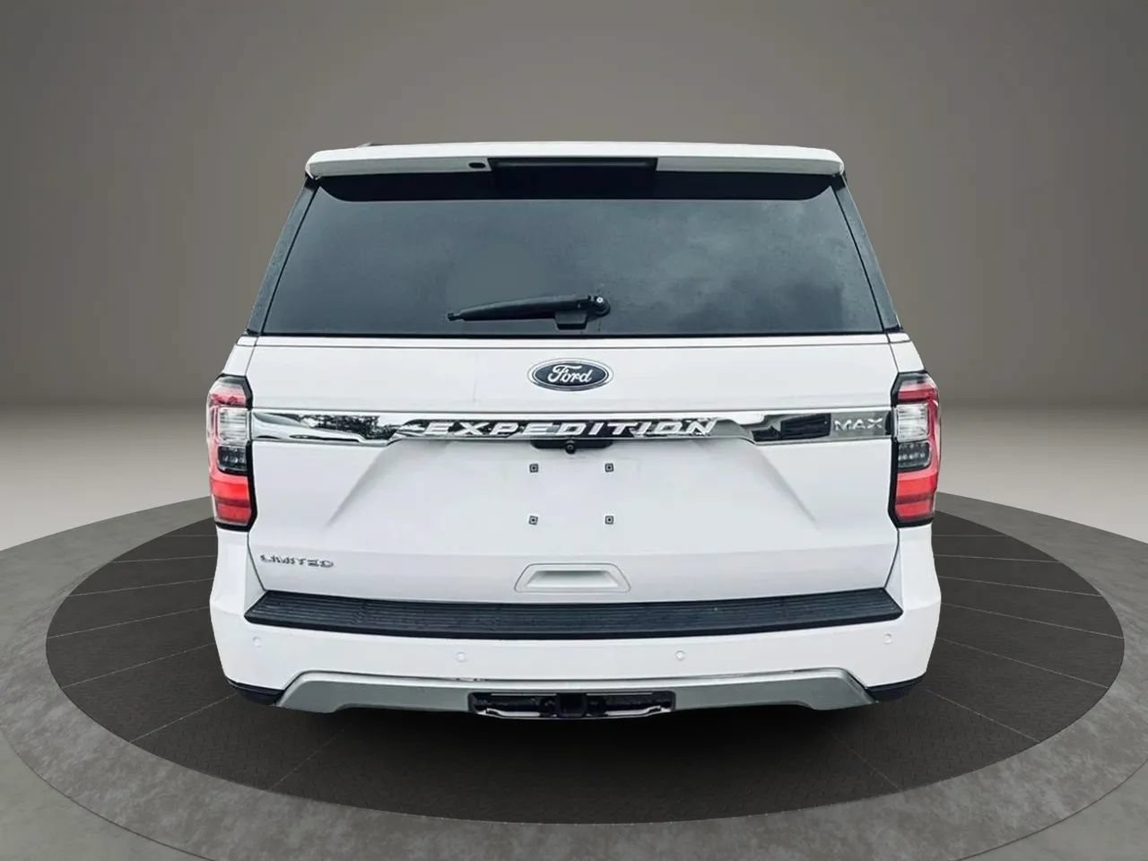 Used 2020 Ford Expedition Max Limited w/ Equipment Group 301A RWD image 4
