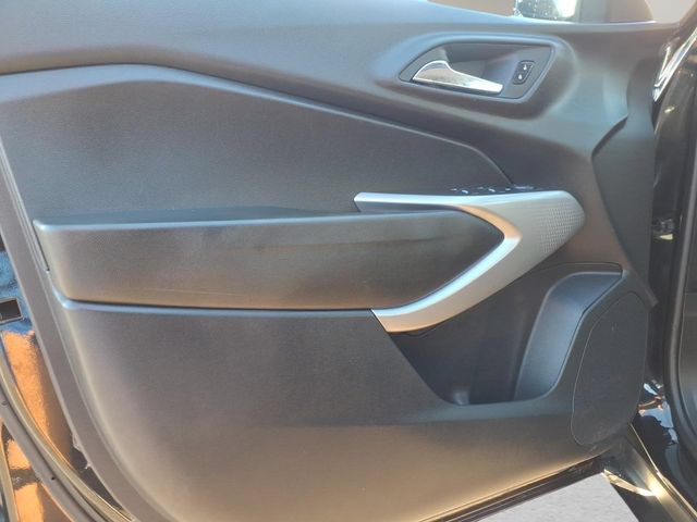 Used 2024 Chevrolet Trax LS w/ LS Convenience Package FWD image 13