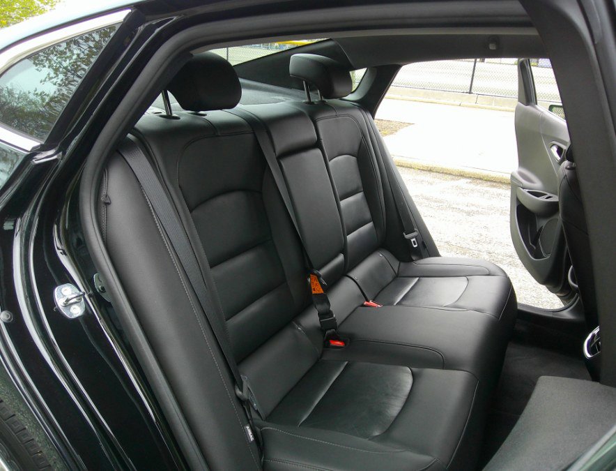 Used 2017 Chevrolet Malibu LT w/ Leather Package FWD image 51