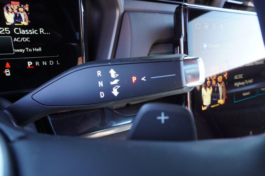 New 2026 GMC Terrain AT4 w/ Convenience Package III image 19