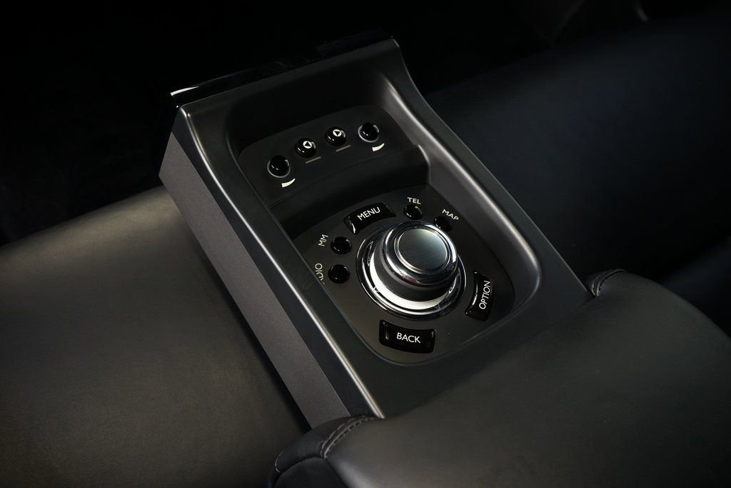 Used 2013 Rolls-Royce Phantom Sedan image 20