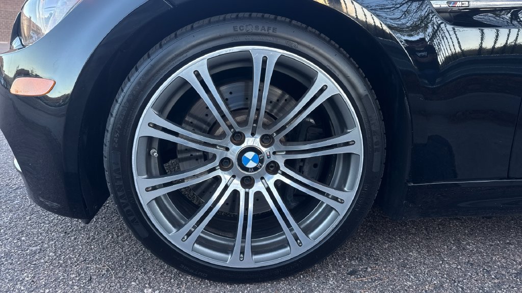 Used 2010 BMW M3 Convertible RWD image 15