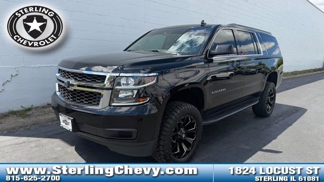 Used 2016 Chevrolet Suburban LT RWD image 1