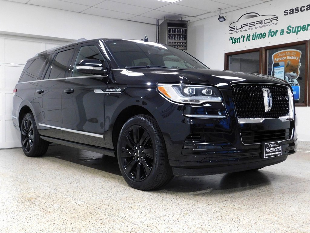 Used 2024 Lincoln Navigator L Reserve w/ Equipment Group 201A image 5