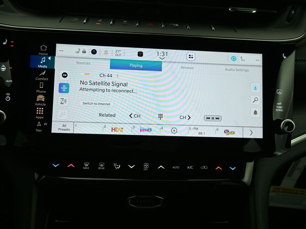 New 2026 Jeep Grand Cherokee Altitude image 24