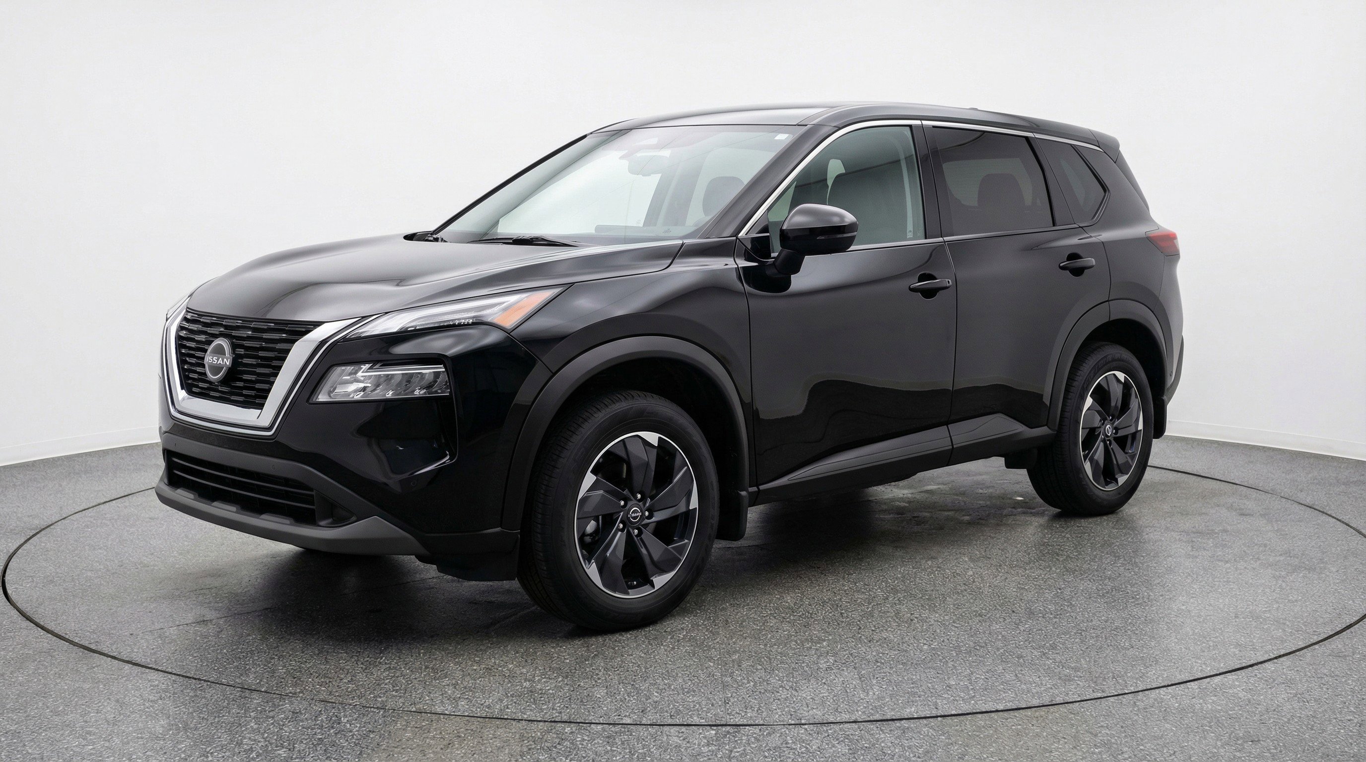 Used 2025 Nissan Rogue SV image 3